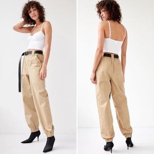 Aritzia TNA ‘Cargo Pant'